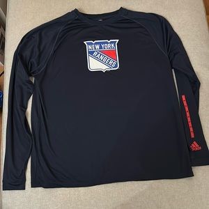 Men’s Adidas New York Rangers Long Sleeve T Shirt Size Large.